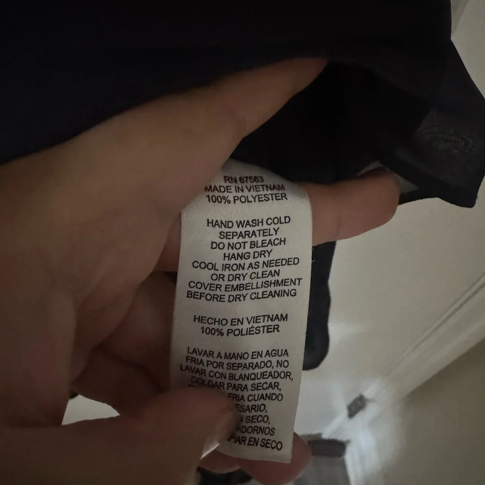 SLNY Black Dress - Picture 4 of 5